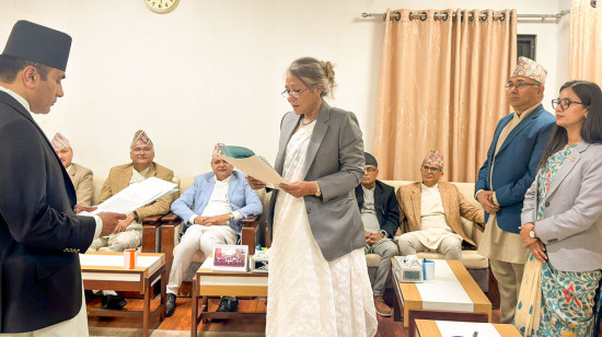 नवनियुक्त महान्यायाधिवक्ता कँडेलले लिए सपथ