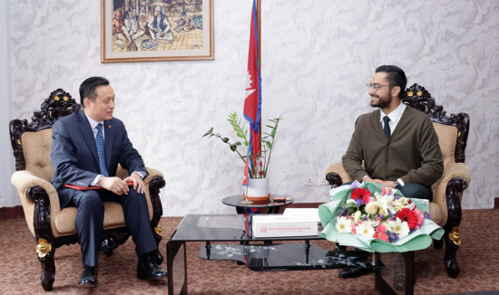 शिक्षामन्त्री पोखरेल र चिनियाँ राजदूतबीच भेट 