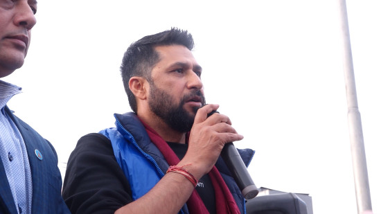 जेन–जी आन्दोलनका शहीद परिवारसँग रवि लामिछानेको भेट, न्याय नपाएसम्म साथ रहने प्रतिबद्धता