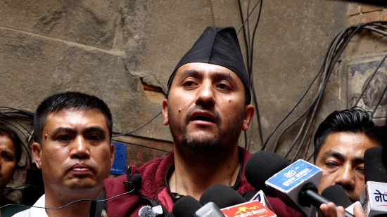 सहीद परिवारलाई भेटेपछि सांसद खरेलले भने– जेनजी आन्दोलनको अपूरो सपना पूरा गर्छौं