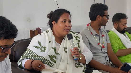 चैते धान उत्पादनमा जोड दिन मन्त्री चौधरीको निर्देशन