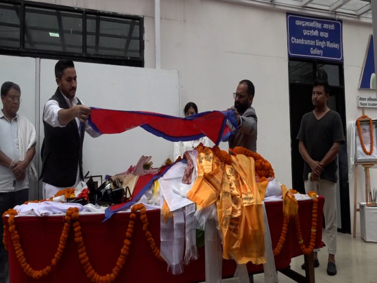 राष्ट्रिय झण्डा ओढाएर क्रोधकला शिरोमणि कालु कुमालेप्रति अन्तिम श्रद्धाञ्जली