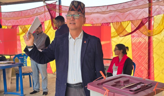 राप्रपा अध्यक्ष राजेन्द्र लिङ्देनद्वारा गृहजिल्ला झापामा मतदान