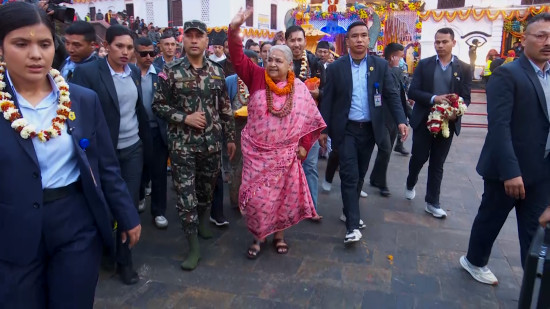 महाशिवरात्रिमा प्रधानमन्त्री कार्कीले गरिन् पशुपतिनाथ मन्दिरको दर्शन