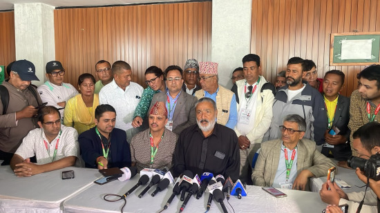 किशोरसिंह राठौरले फिर्ता लिए सभापतिकाे उम्मेदवारी