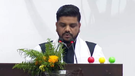 वैदेशिक रोजगारीका नाममा हुने ठगी र अनियमितताप्रति सरकार ‘जिरो टोलरेन्स’ नीतिमा छ : श्रम मन्त्री यादव