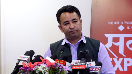 स्थानीय सरकार सशक्त बनाउन प्रशासकीय प्रमुख पठाइयो तर हस्तक्षेप कायम छ स् पराजुली