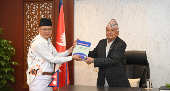 राष्ट्रपतिसमक्ष आदिवासी जनजाति आयोगको वार्षिक प्रतिवेदन पेश