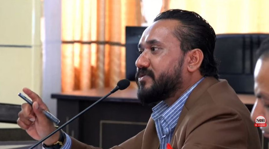 आईजीपीलाई खगेन्द्र सुनारको चुनौती : आरोप गलत लागे अदालत जानू, कठघरामा उभिएर जवाफ दिन तयार छु