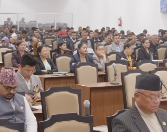 अर्थमन्त्री नहुँदा प्रतिनिधिसभा बैठक १५ मिनेटको लागि स्थगित