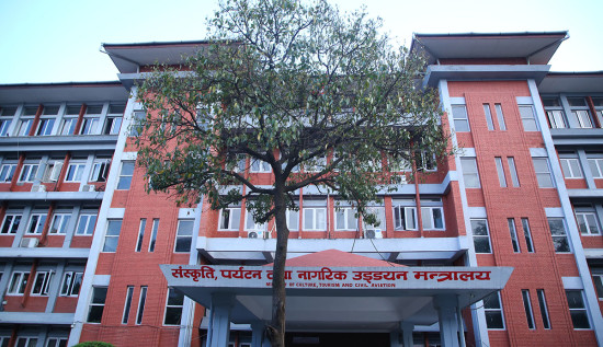 गोसाइँकुण्डबाट काठमाडौं फर्कँदा वैकल्पिक मार्ग प्रयोग गर्न आग्रह