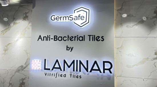 लामिनारको ‘जर्मसेफ’ एन्टिब्याक्टेरियल टायल नेपाल मेडिकल शोमा सार्वजनिक