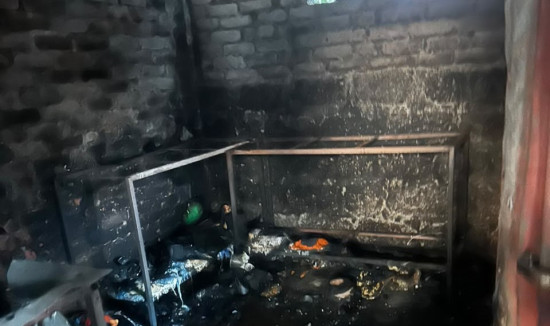 बिर्तामोडमा बडी ग्यारेजमा आगलागी हुँदा एक जनाको जलेर मृत्यु