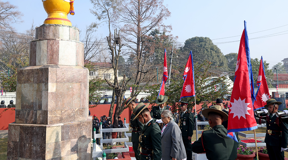 प्रधानमन्त्री कार्कीबाट सहिदप्रति श्रद्धाञ्जली अर्पण
