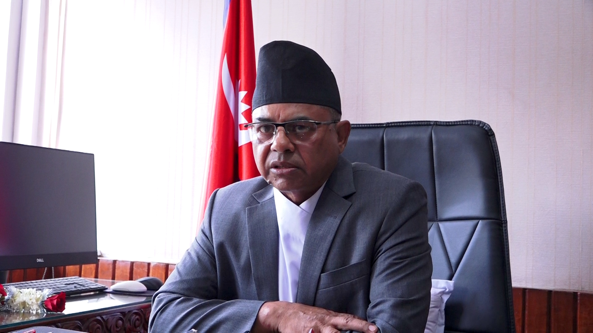 भूमि व्यवस्था, सहकारी तथा गरिबी निवारण मन्त्री अनील कुमार सिन्हाद्वारा पदभार ग्रहण