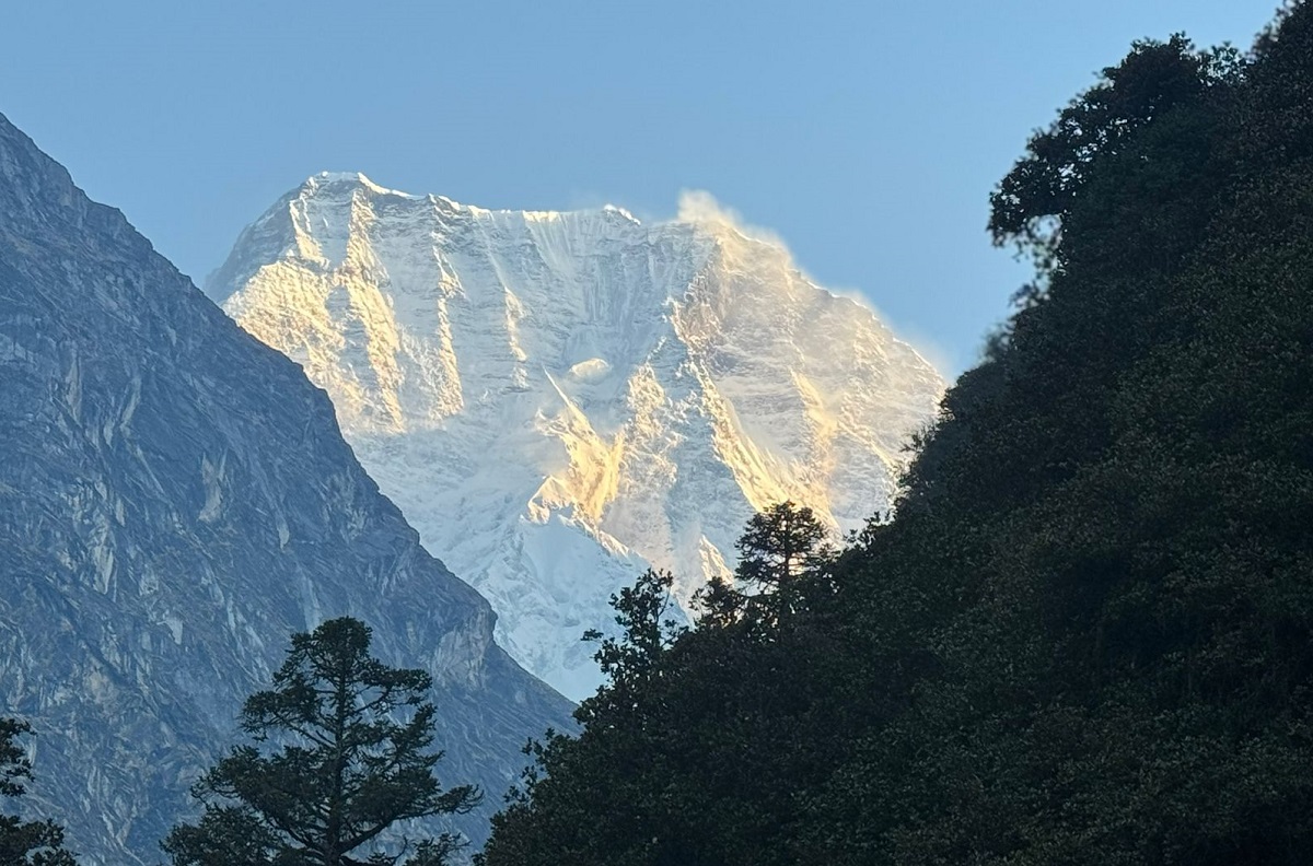 अपि हिमालमा ट्रेकिङ प्रवद्र्धन अभियान