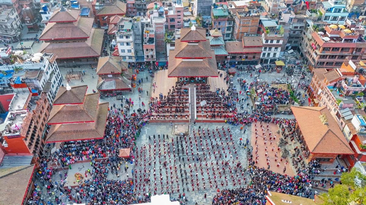 बसन्तपुरमा एक हजार कलाकारको रोचक प्रस्तुती (तस्बिरहरू)