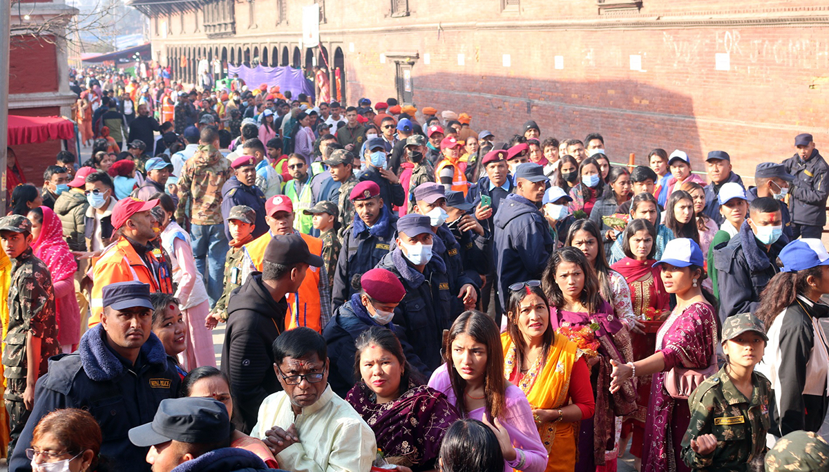 चार लाखले गरे पशुपतिनाथको दर्शन