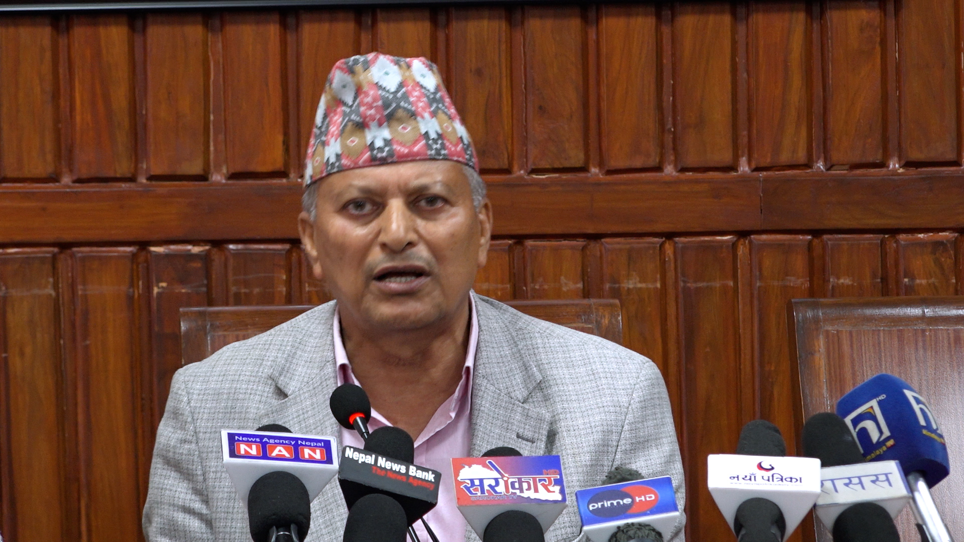 घुस प्रकणमा कुनै संलग्नता भए जस्तोसुकै सजाय भोग्न तयार छु : मन्त्री अधिकारी