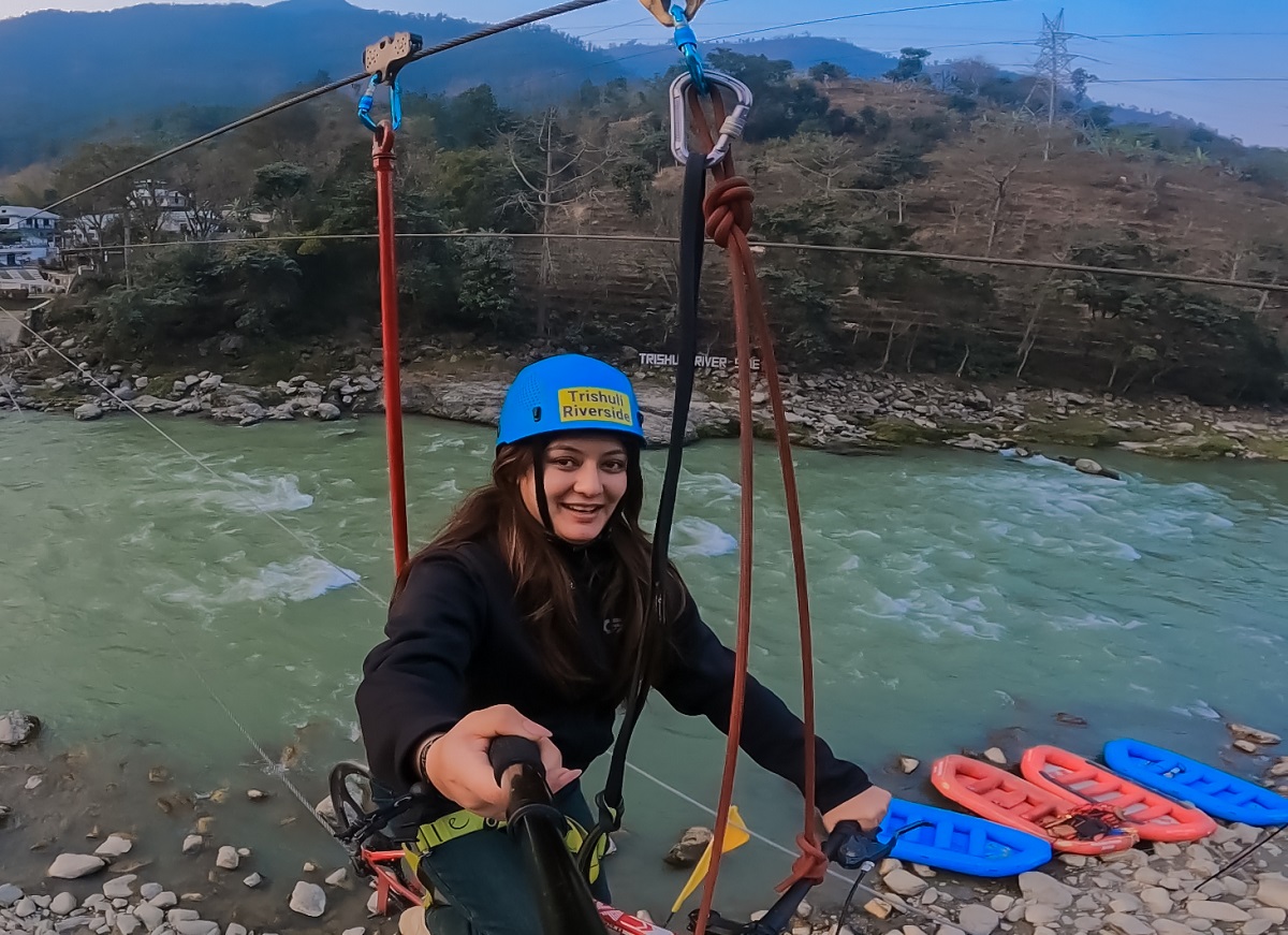 त्रिशुली नदीमाथि जिपलाइन र स्काई साइक्लिङमा वर्षा राउत
