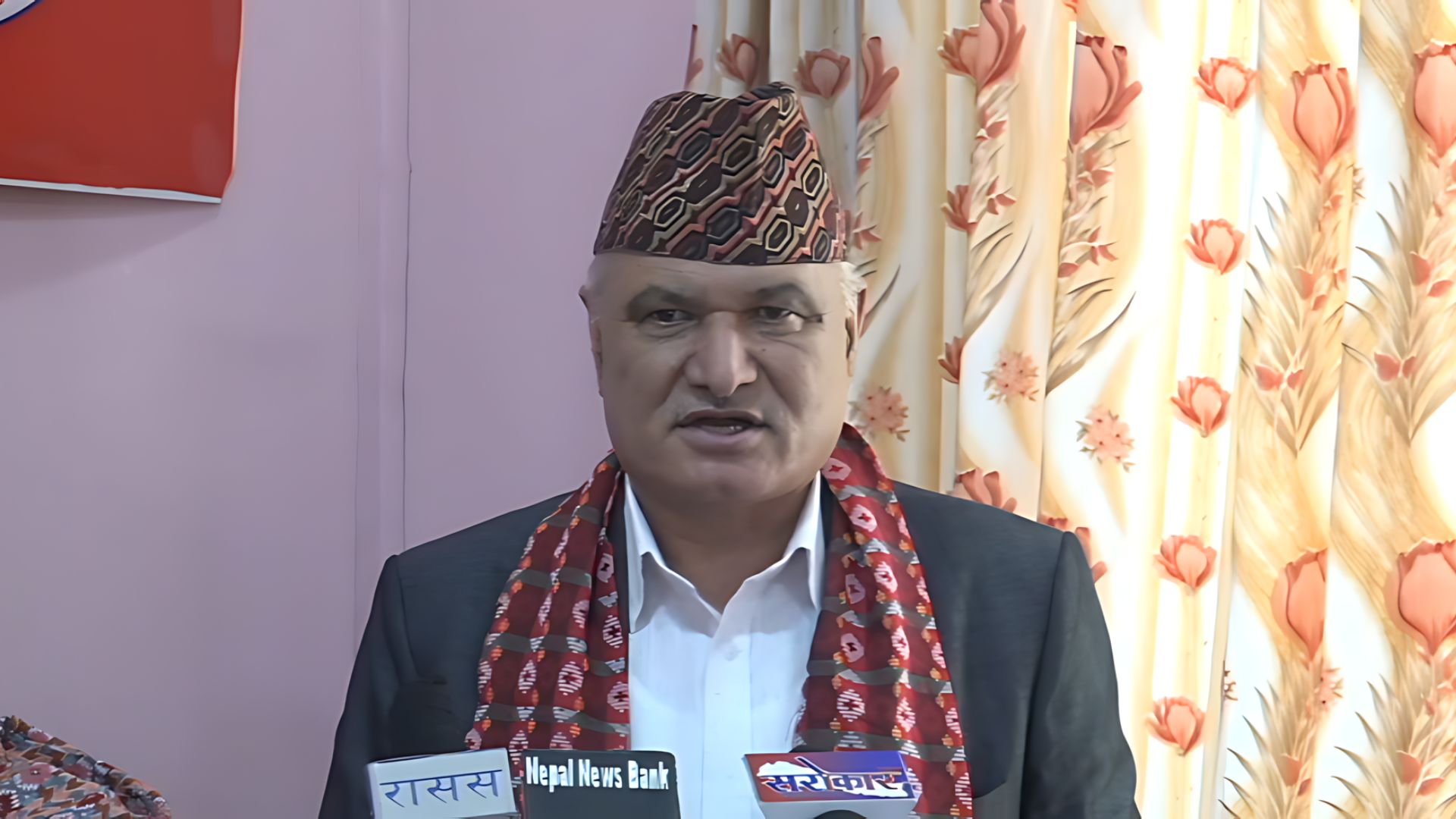 स्रोत नजुटे सुन्दर गणतन्त्र चलाउन सकिँदैन : मन्त्री जोशी