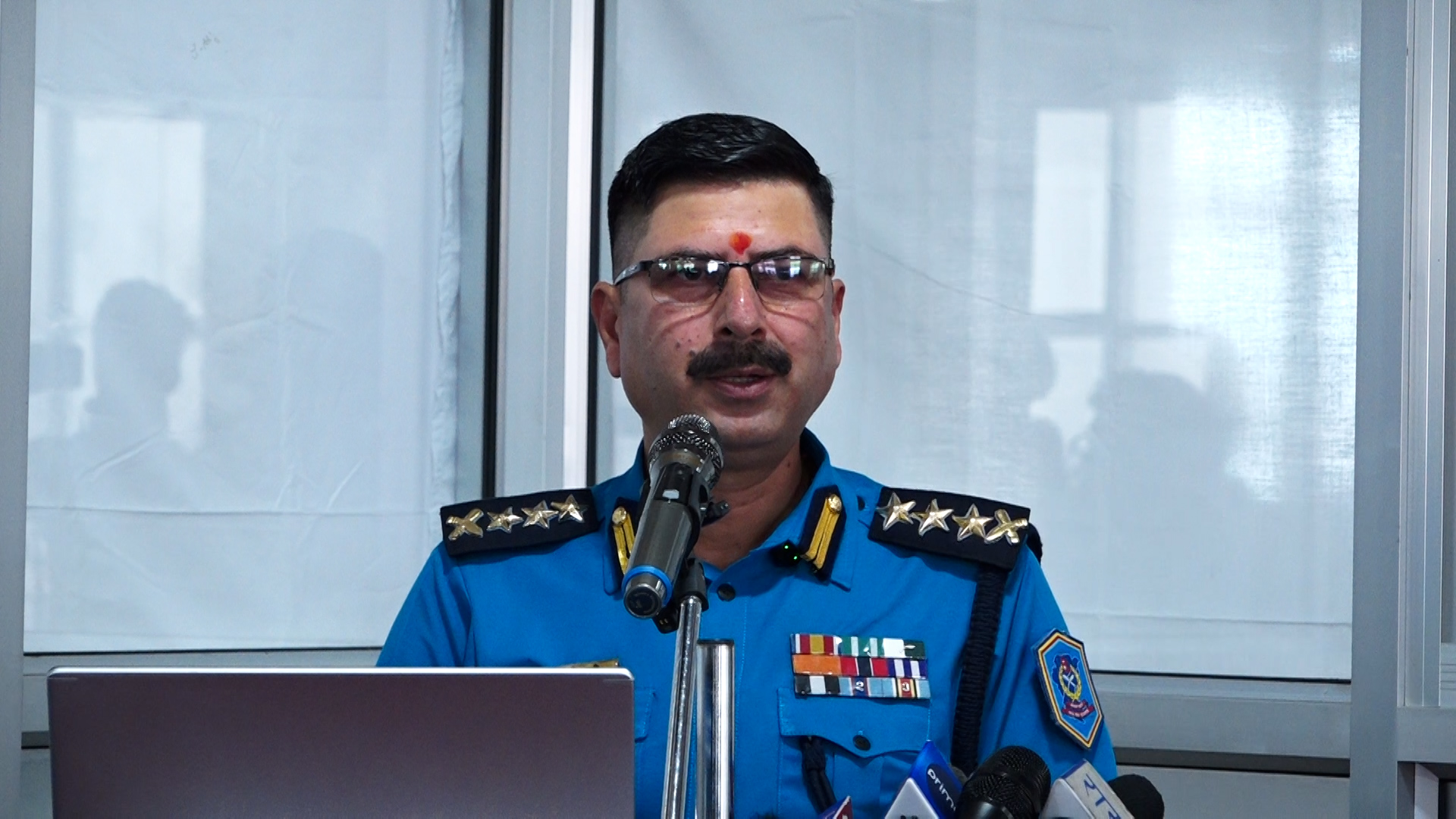 दरबन्दीको तुलनामा कार्यरत प्रहरीको संख्या क्रमश घट्दै