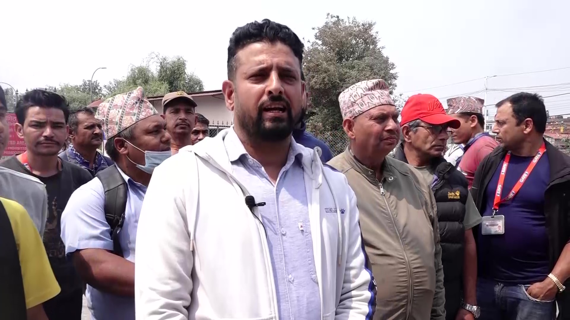 एक्सरे मेसिन बिग्रँदा सामान जाँचपासमा समस्या भएको भन्दै कार्गो व्यवसायी आन्दोलित