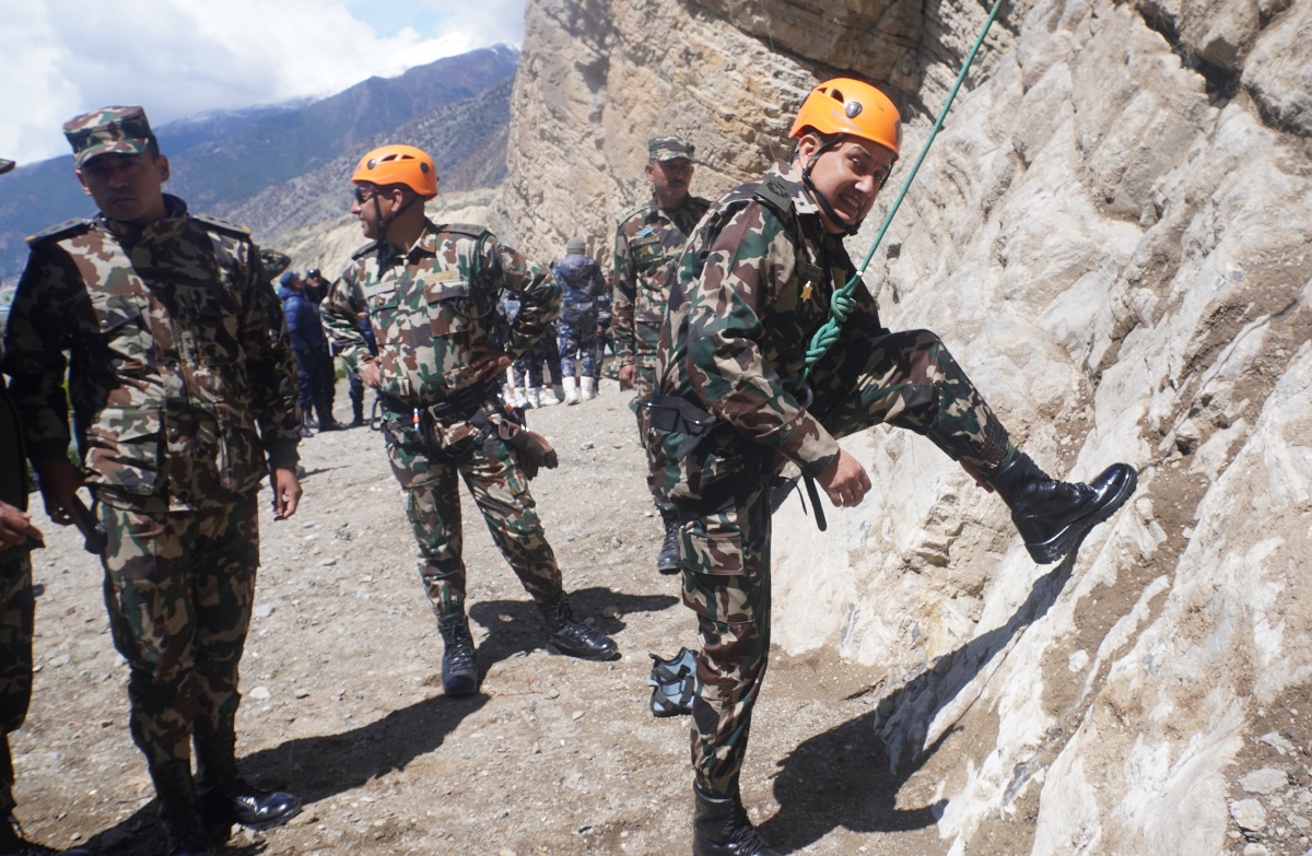 मुस्ताङमा नेपाली सेनाको दुईदिने ‘हाइअल्टिच्युड सर्च एन्ड रेस्क्यु’ अभ्यास सुरु
