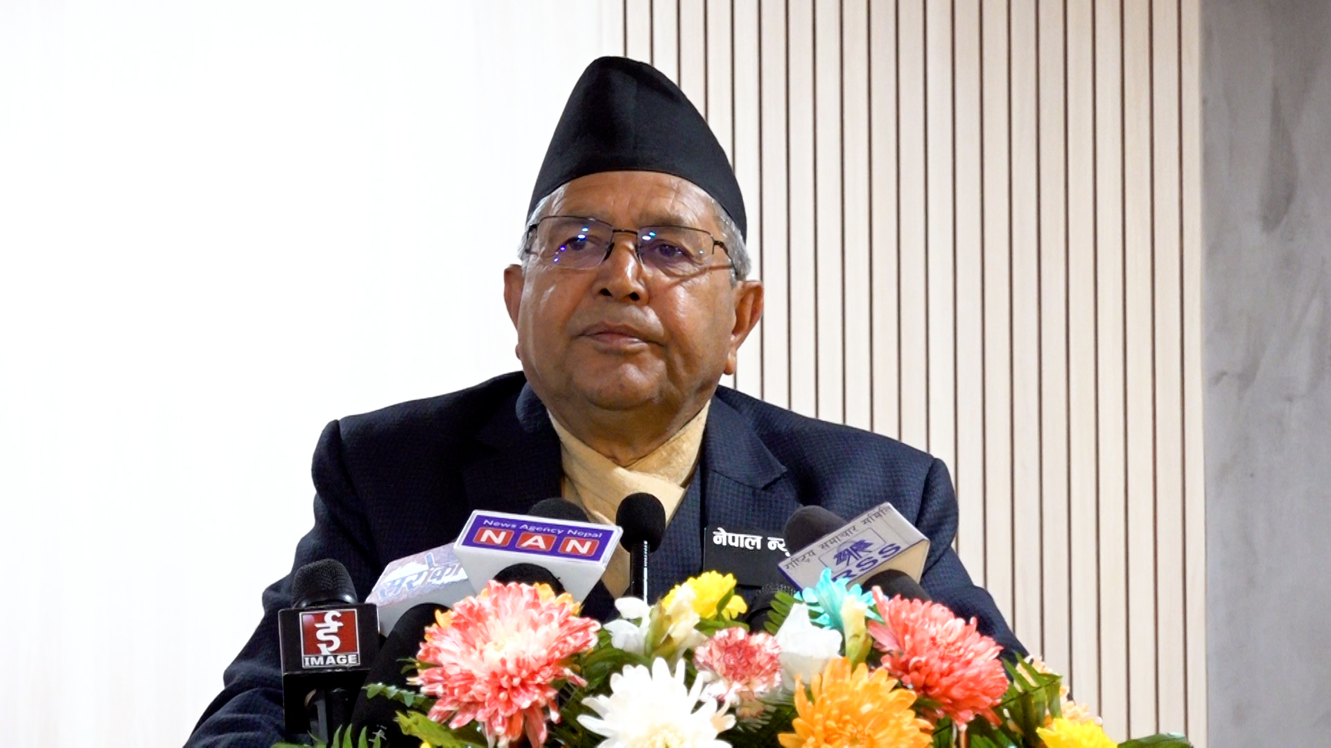 शिक्षा समाज र व्यक्तिको जीवनसँग जोडिन पर्छ : देवराज घिमिरे 