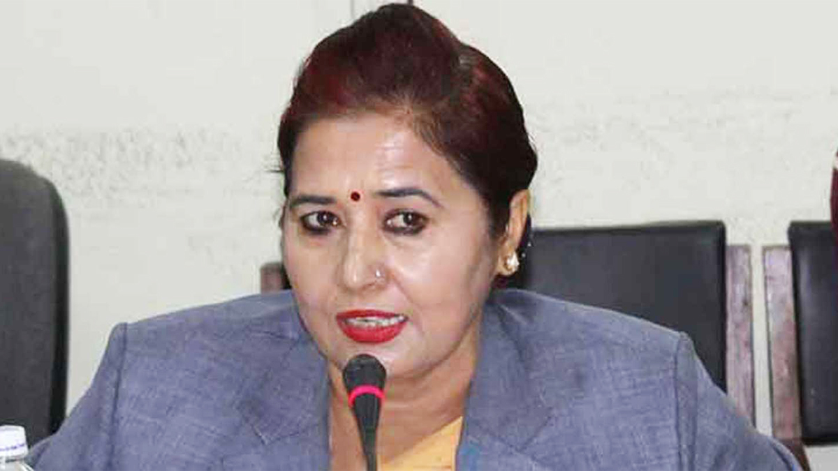 बहुविवाहलाई कानुनी मान्यता दिनुहुँदैन : डिला संग्रौला