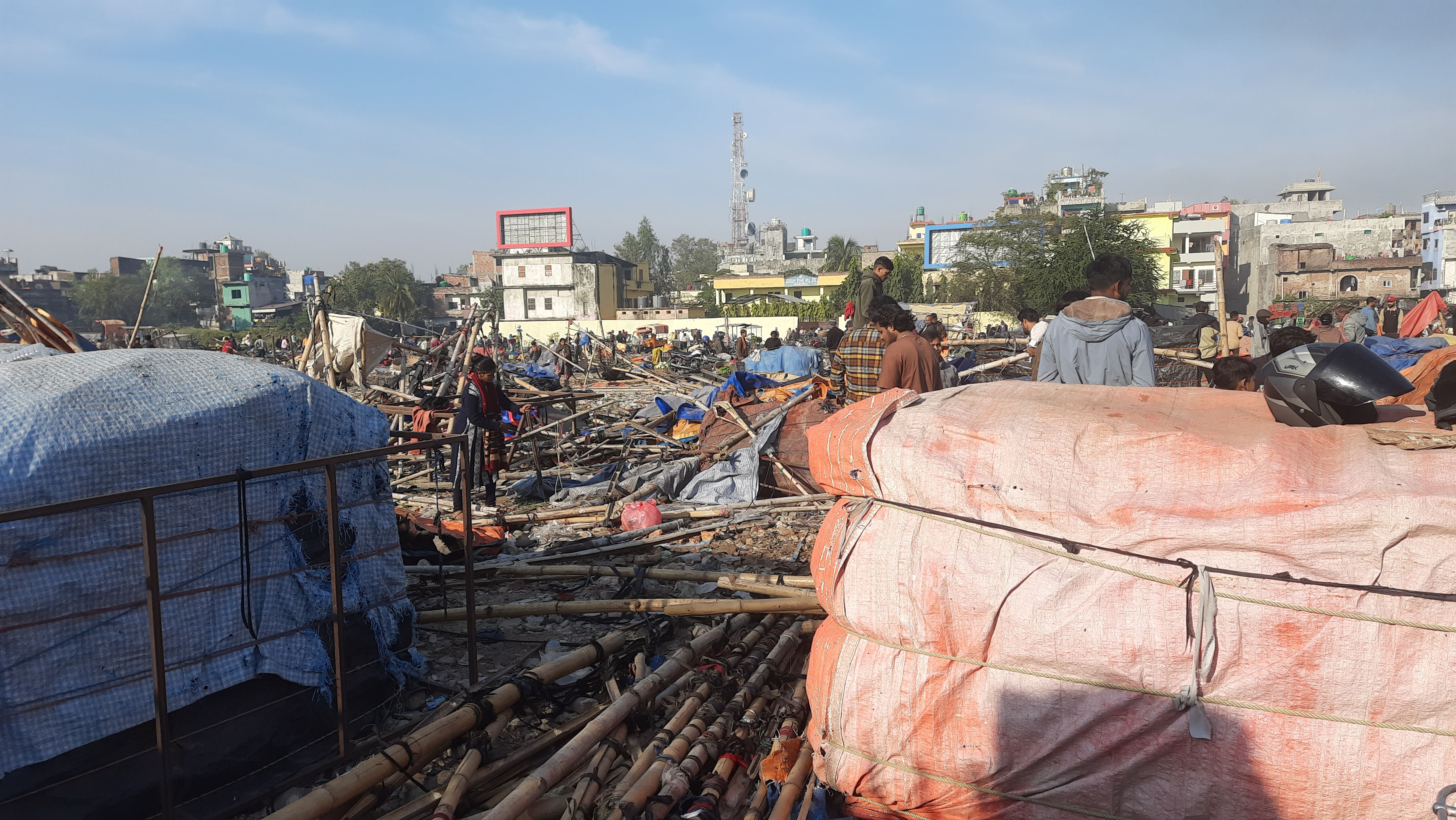 वीरगञ्ज महानगरले बिपी उद्यान अतिक्रमण गरेर व्यवसाय गर्नेलाई हटायो