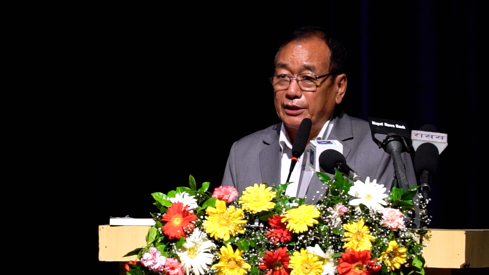 ‘स्रष्टाहरु राष्ट्रका अमूल्य नीधि हुन, सम्मानलाई निरन्तरता दिन्छौं’