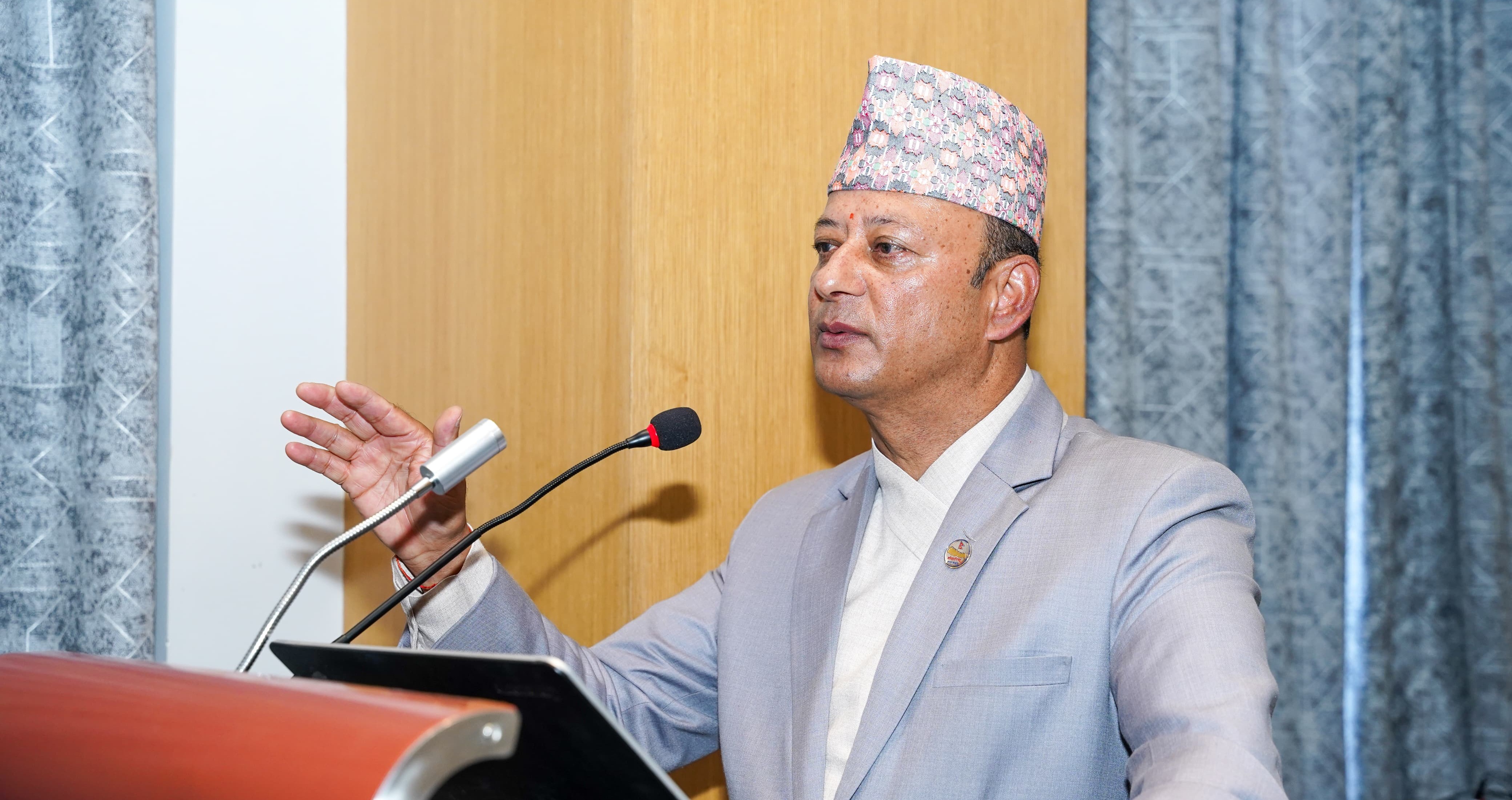 नीतिगत सुधार गरेर साना जलविद्युत् आयोजनाका समस्या समाधान गरिन्छ : मन्त्री खड्का