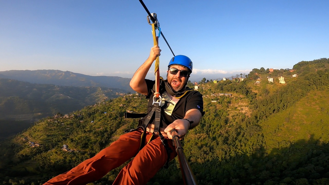 धुलिखेल जिपलाइनमा अब नेपाली र बिदेशीलाई एउटै शुल्क 