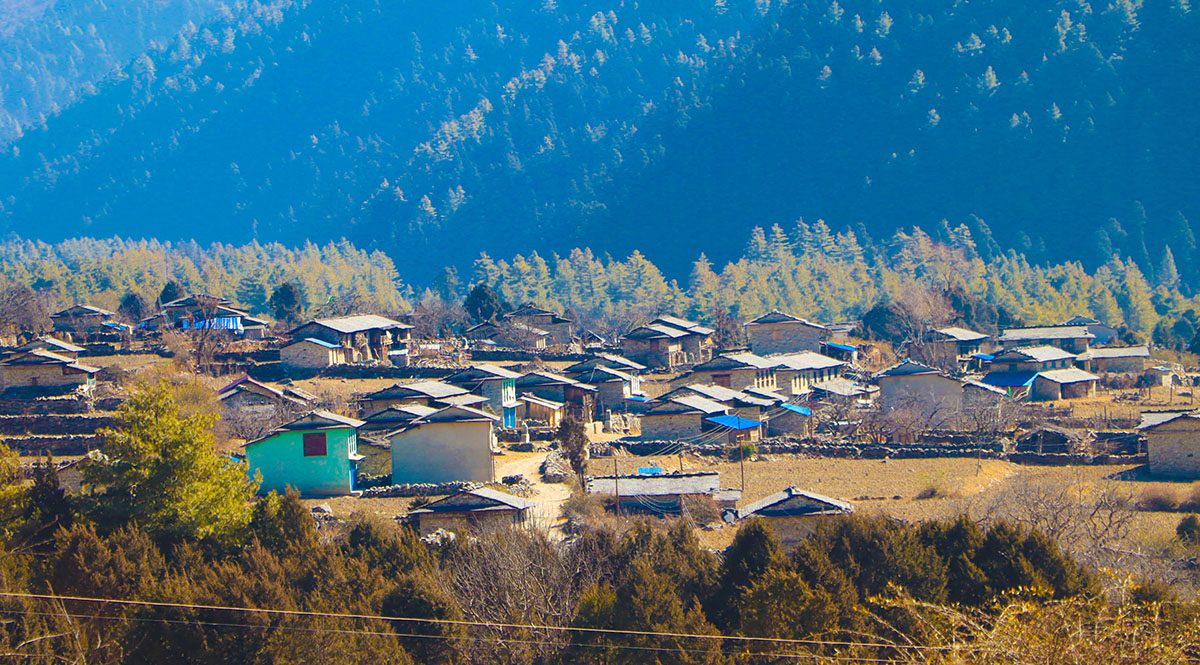 ढोरपाटनमा अब गोठमा बस्नु पर्दैन पर्यटक