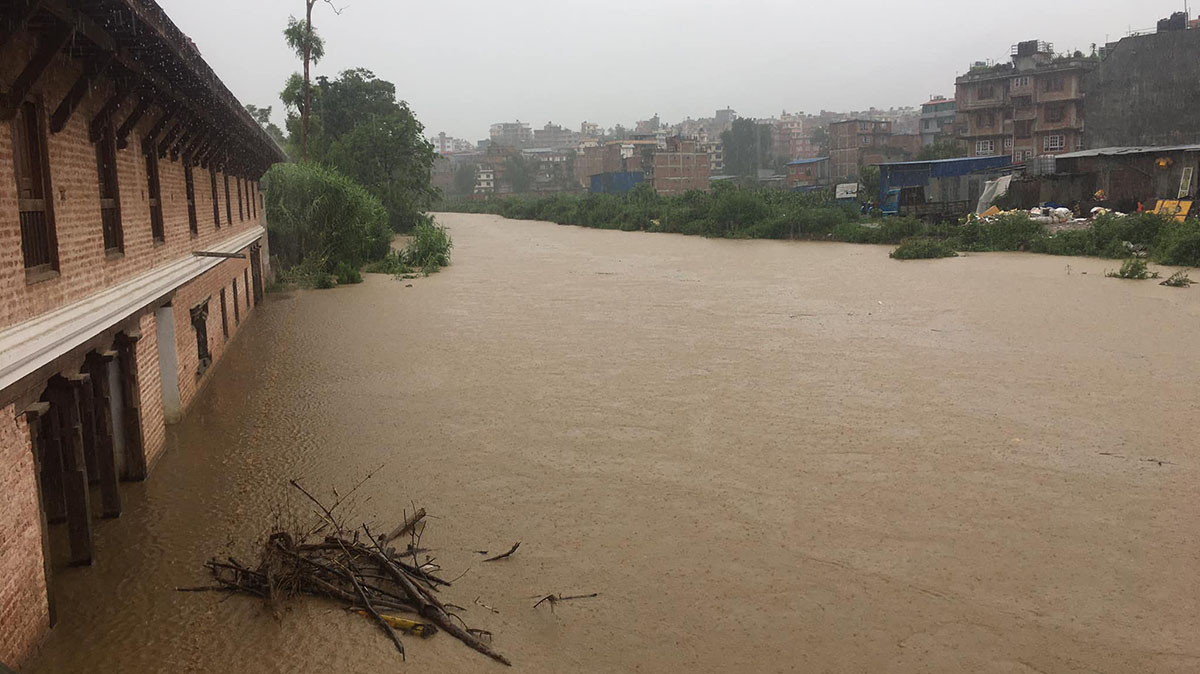 हनुमन्तेको बाढीले डुबान, उच्च सतर्कता अपनाउन आग्रह