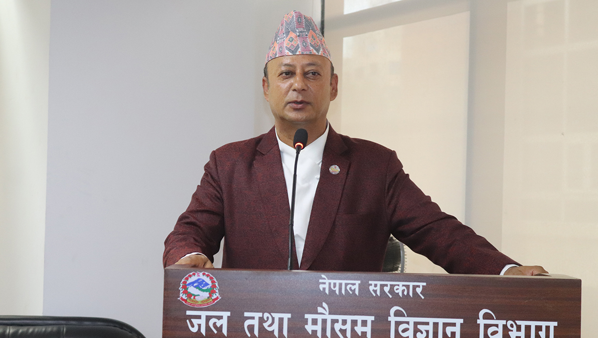 प्रभाववकारी ढङ्गले मौसमसम्बन्धी सूचना प्रवाह गर्न मन्त्री खड्काको निर्देशन