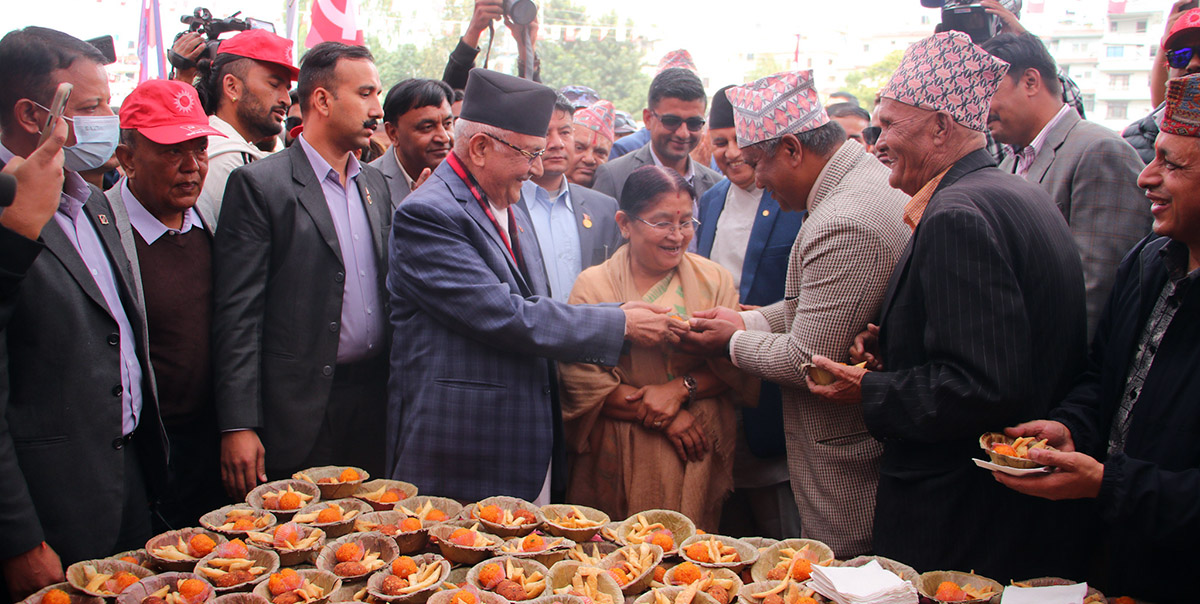 च्यासलमा एमालेको चियापान [तस्बिरहरू]