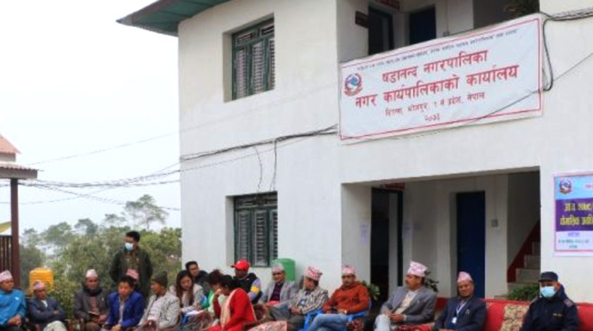 शैक्षिक गुणस्तर सुधारमा जुट्दै षडानन्द नगरपालिका