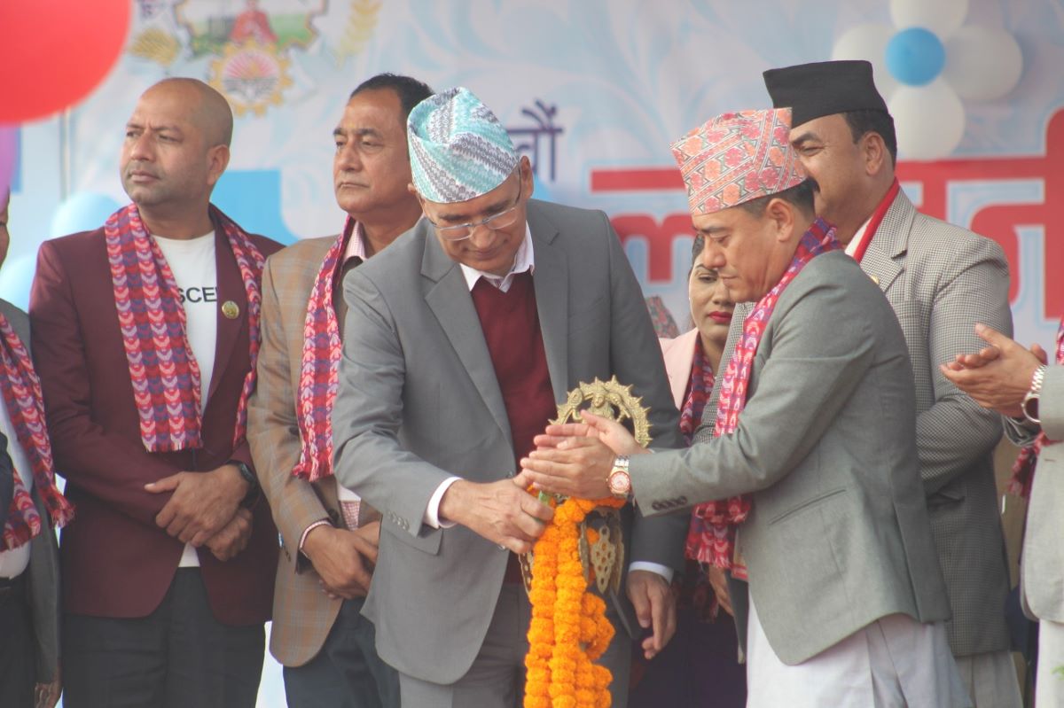 अर्थतन्त्रका समस्या समाधान गरी मुलुकलाई चलायमान बनाउछौँ : अर्थमन्त्री पौडेल