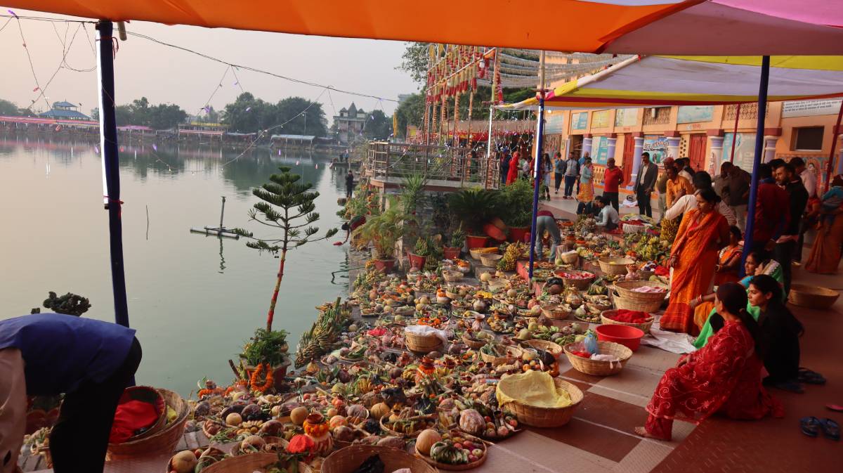 Janakpur-Chhath-(14)-1700380786.jpg