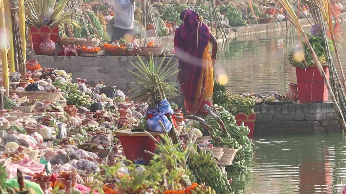 Janakpur-Chhath-(5)-1700380641.jpg