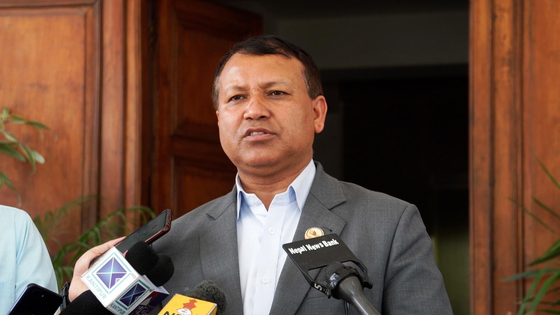 ‘गृहमन्त्रीको नाम उल्लेख नगरी समिति बनाउन कांग्रेस सहमत छैन’