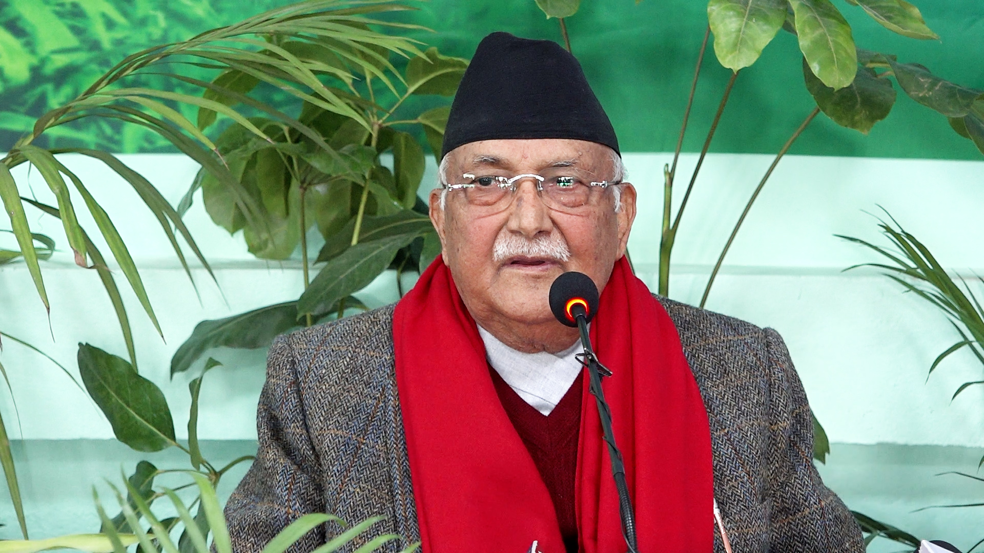 प्रकृति संरक्षणमै एमालेको पहिलो प्रतिबद्धता रहेको ओलीको दाबी