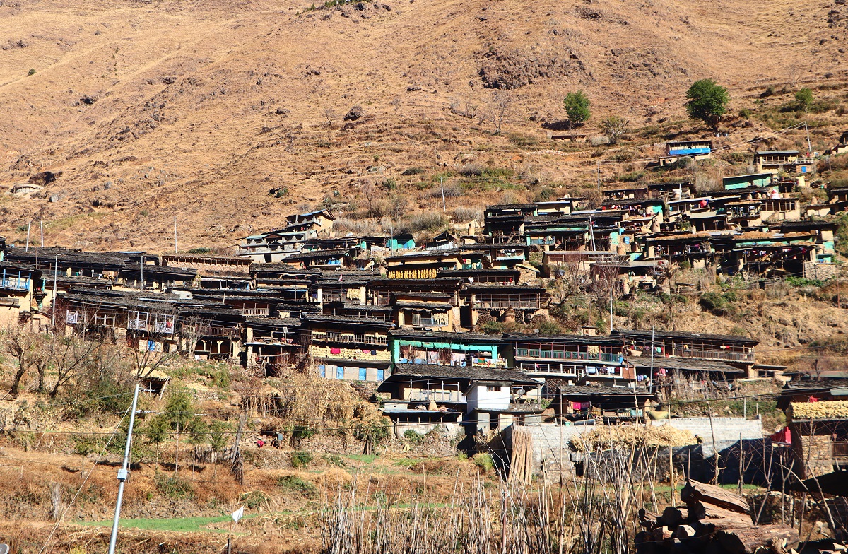 पर्यटकीय गन्तव्य बन्दै लुकुम गाउँ