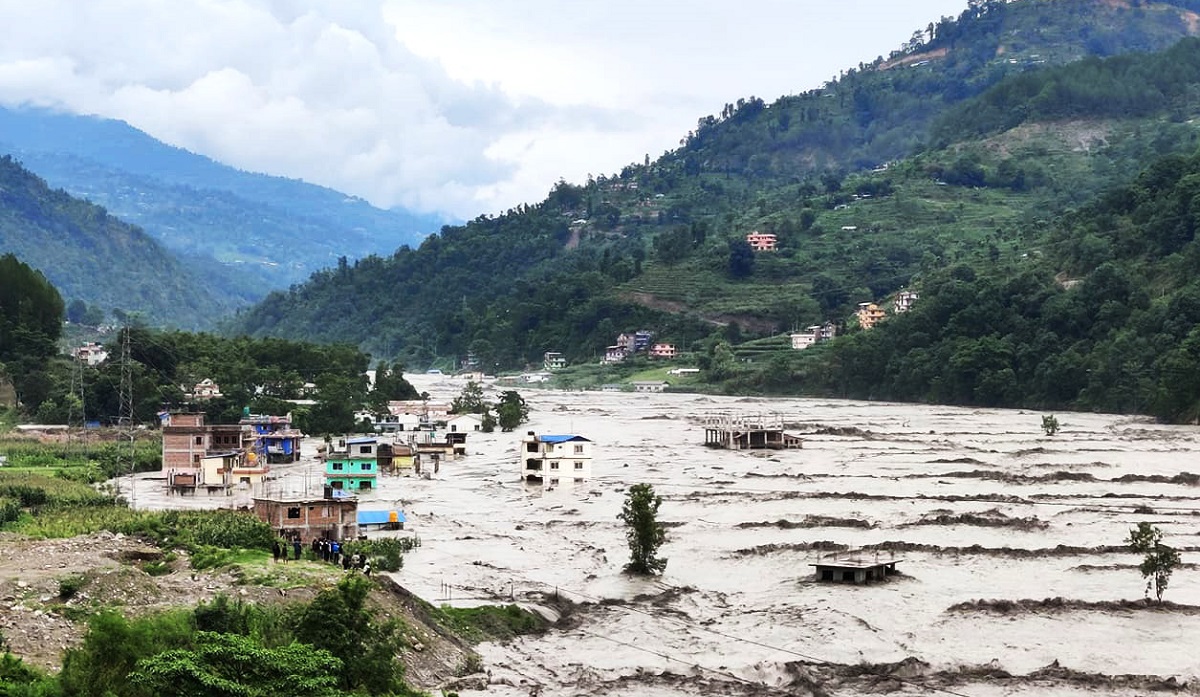 मेलम्ची नदीमा बाढी, उच्च सतर्कता अपनाउन आग्रह