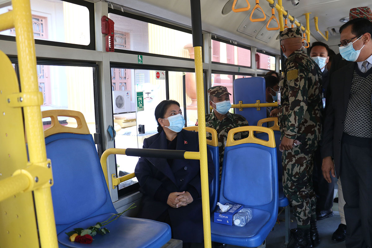NP-KTM-RSS31673085110.jpg
