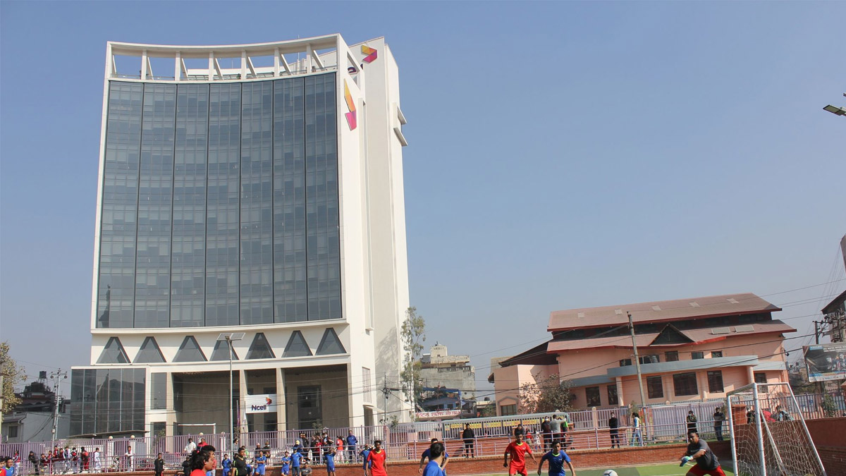 एनसेलको सेयर बिक्रीबारे प्रधानमन्त्रीलाई छानबिन प्रतिवेदन बुझाइँदै