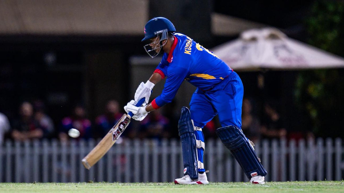 नेपालले होबर्ट होरिकेन्सलाई दियो १८१ रनको लक्ष्य