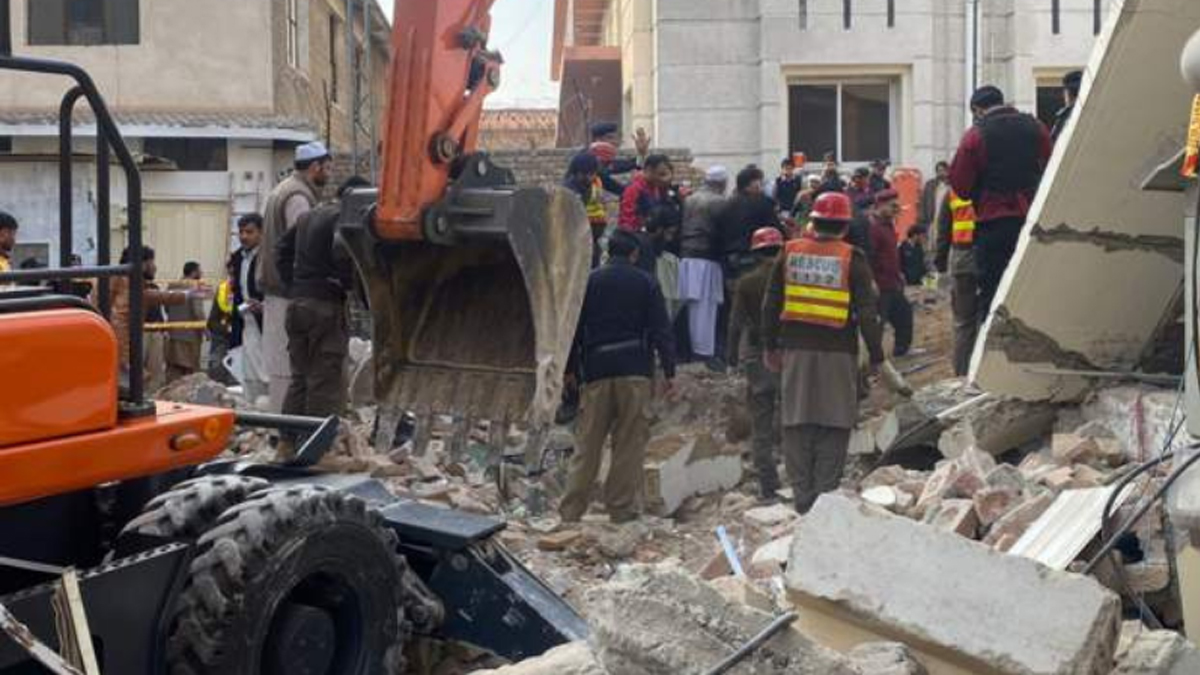 पाकिस्तानको एक मस्जिदमा शक्तिशाली विष्फोट, ५९ जनाको मृत्यु